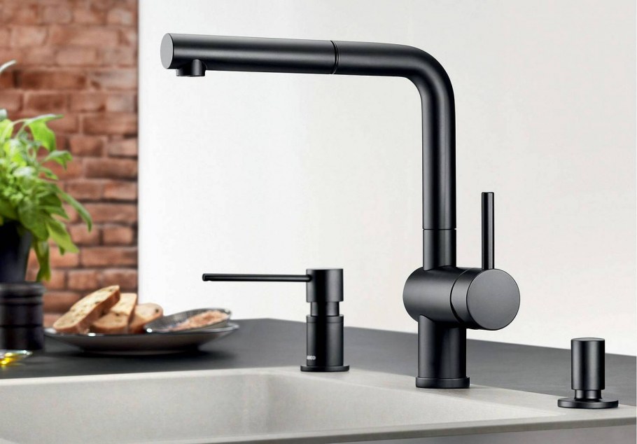 Смеситель Blanco Linus черный матовый