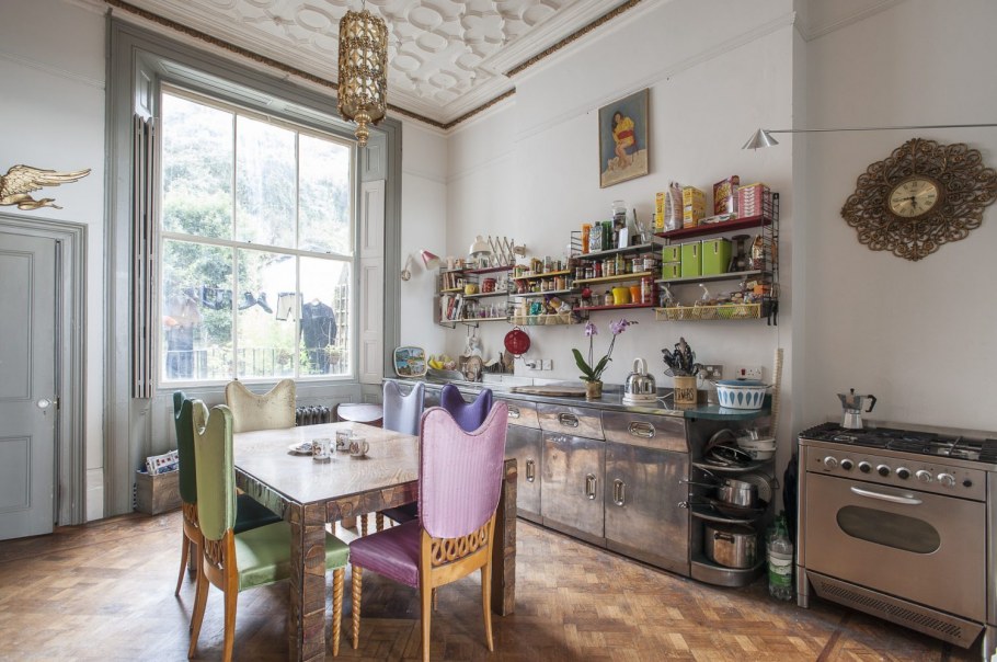 Белая кухня в стиле бохо