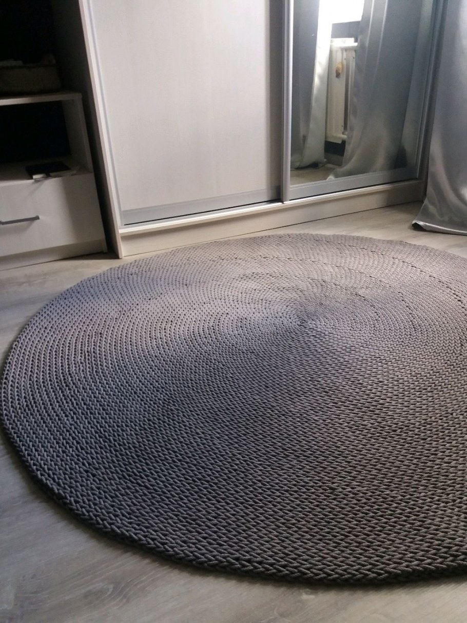 Ковер из полиэфирного шнура