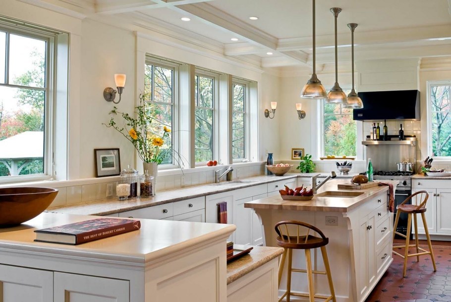 Кухня с выходом на террасу