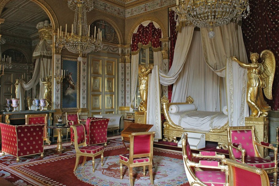 Ампир дворец Фонтенбло