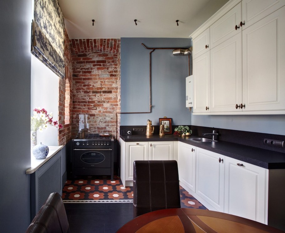 Бело деревянная кухня лофт угловая в маленькой квартире