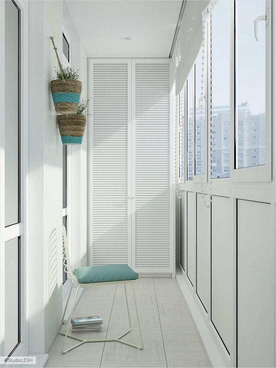 Стильный шкаф на балкон