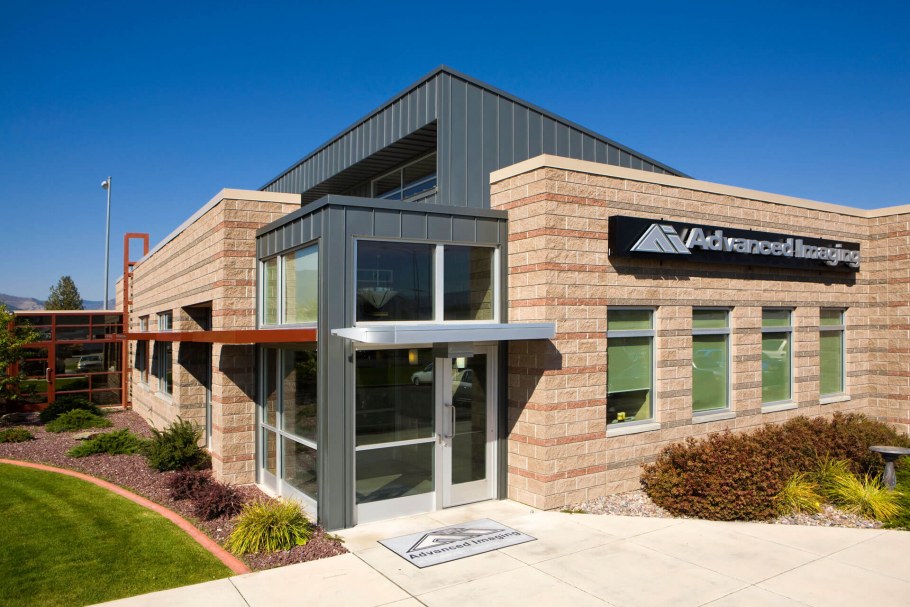 Красивые фасады общественных зданий