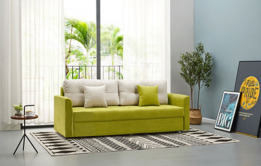 Диван и кресло в интерьере