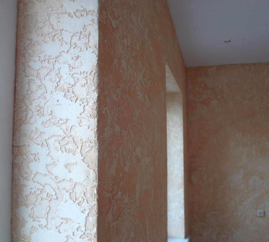 Венецианская штукатурка короед
