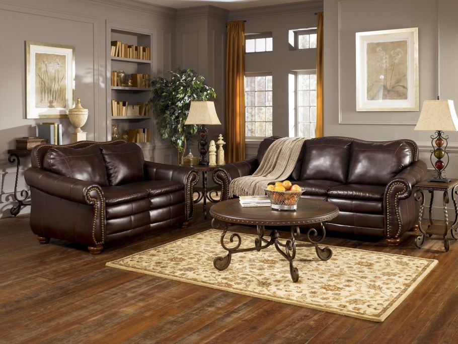 Коричневая мебель в интерьере