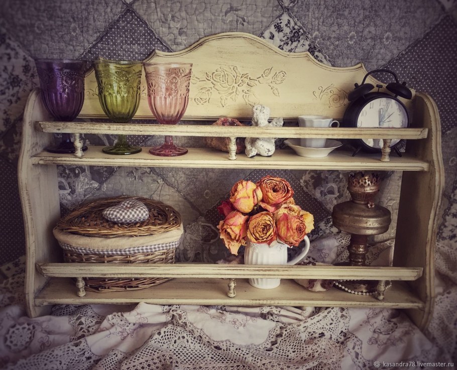 Полка на кухню