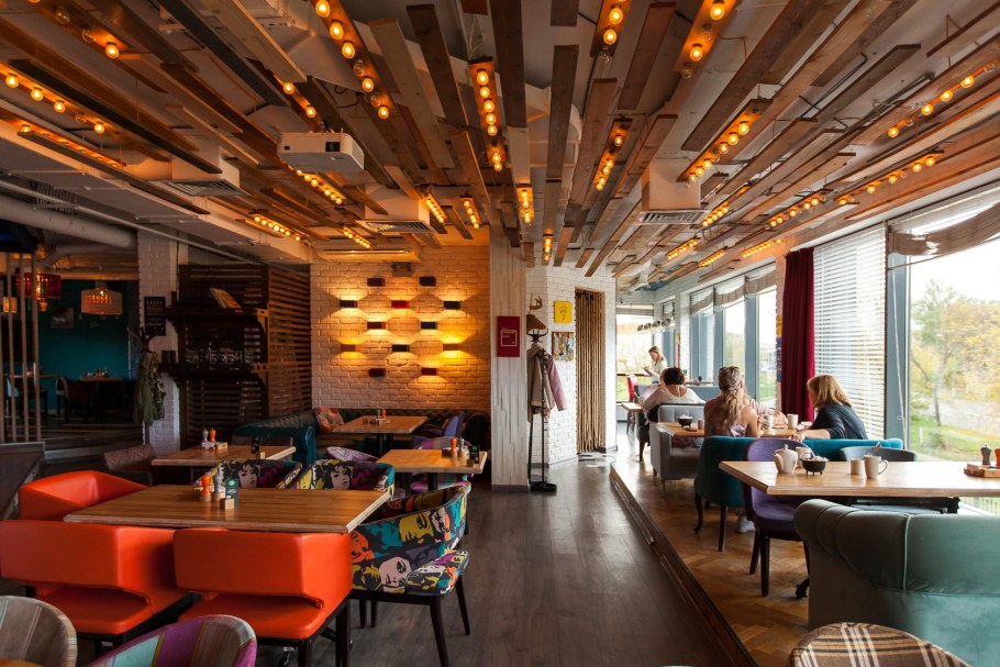 Второй ярус в квартире с высокими потолками