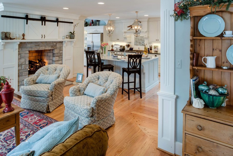 Лестница на антресольный этаж