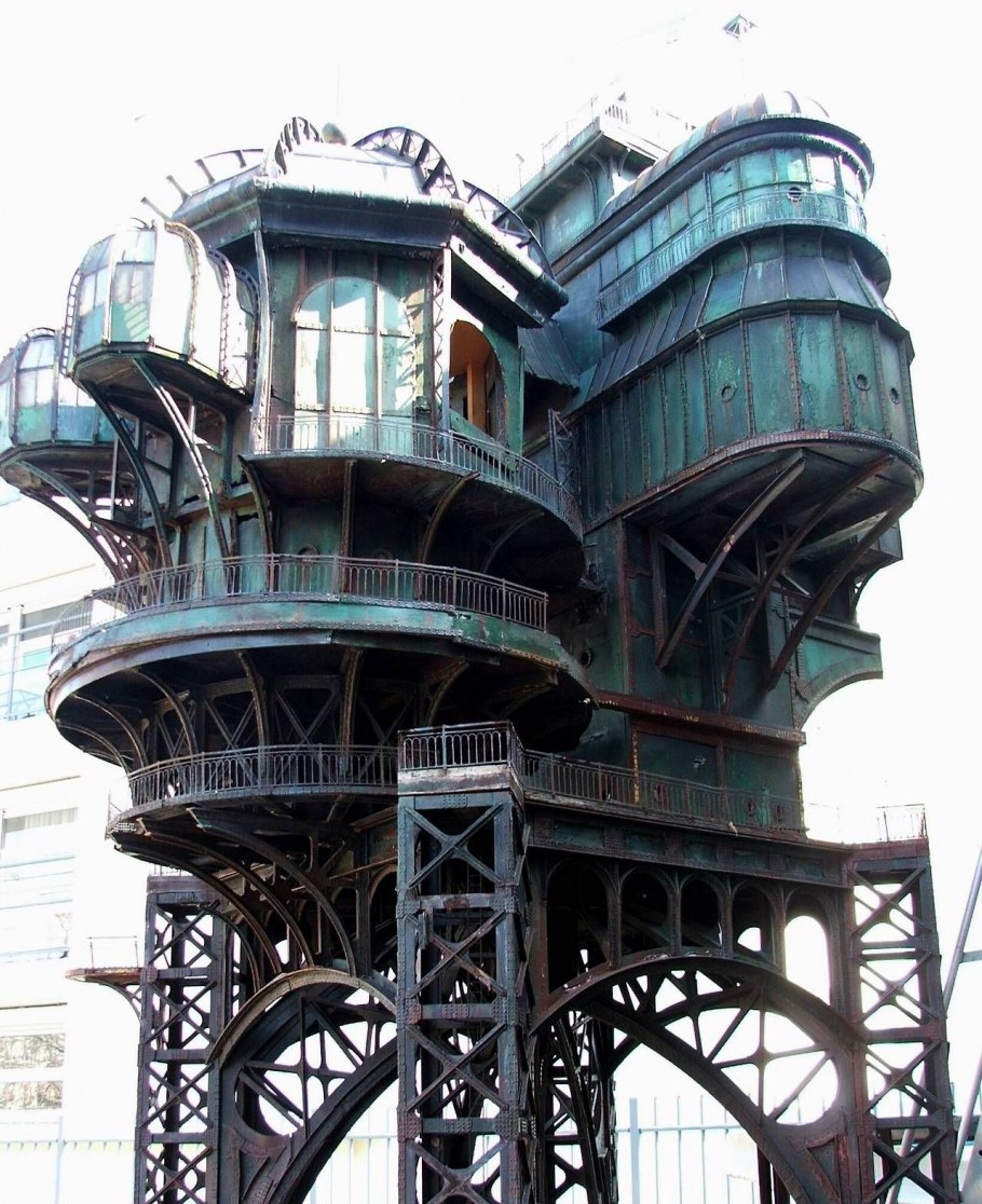 Архитектура стимпанк Испании