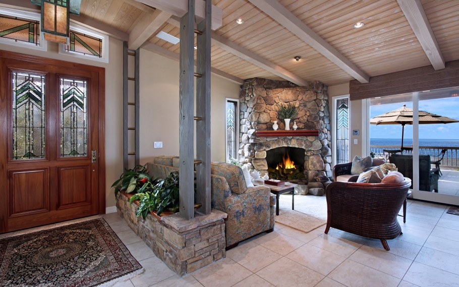 Камины для загородных домов и коттеджей