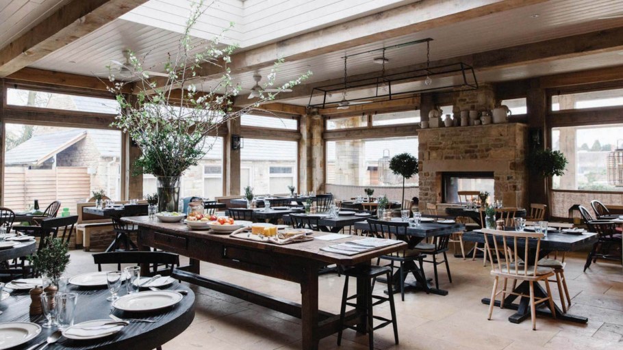 Интерьер кафе в стиле Кантри