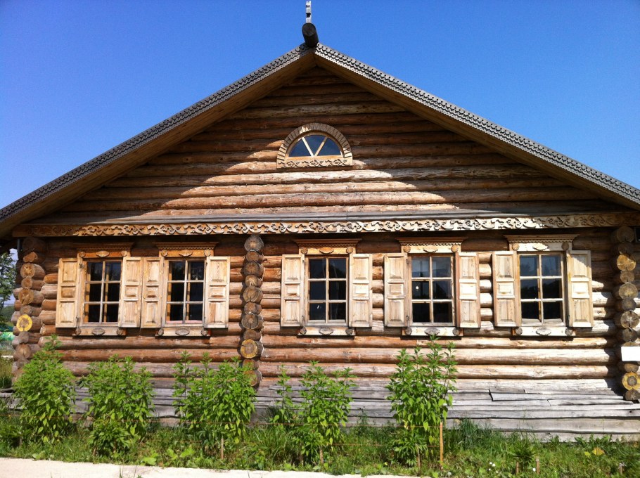 Витославлицы изба пятистенок