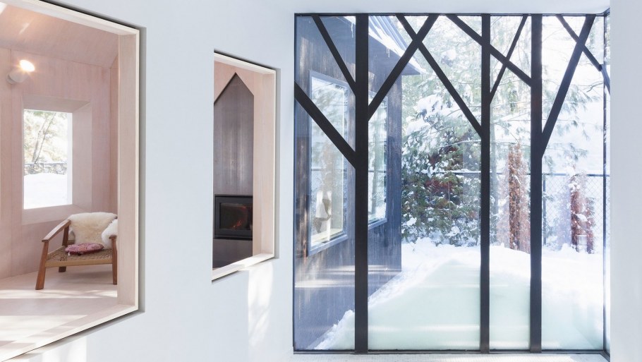 Современные окна зеркальные