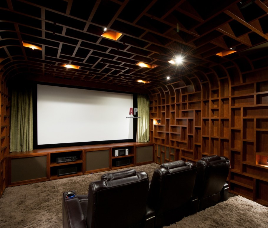 Домашний кинотеатр