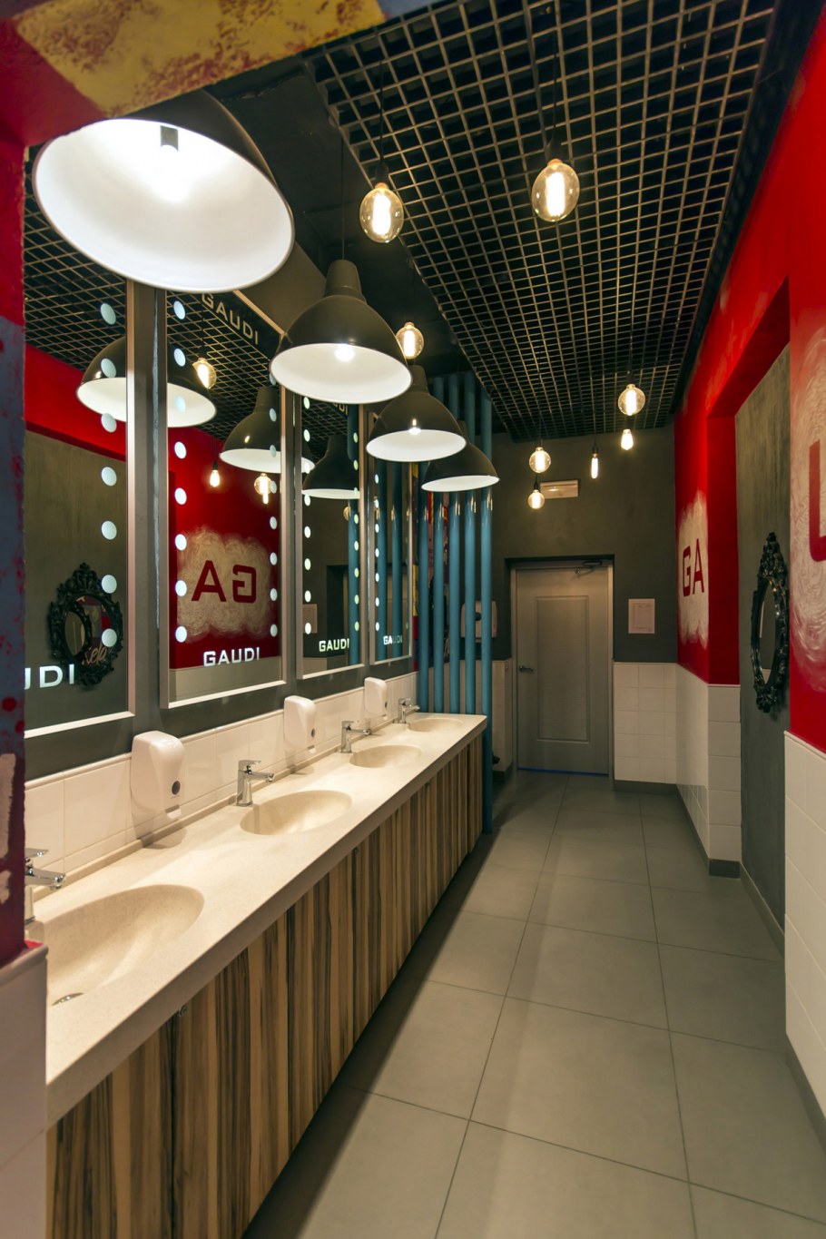 Туалетные комнаты в ресторане