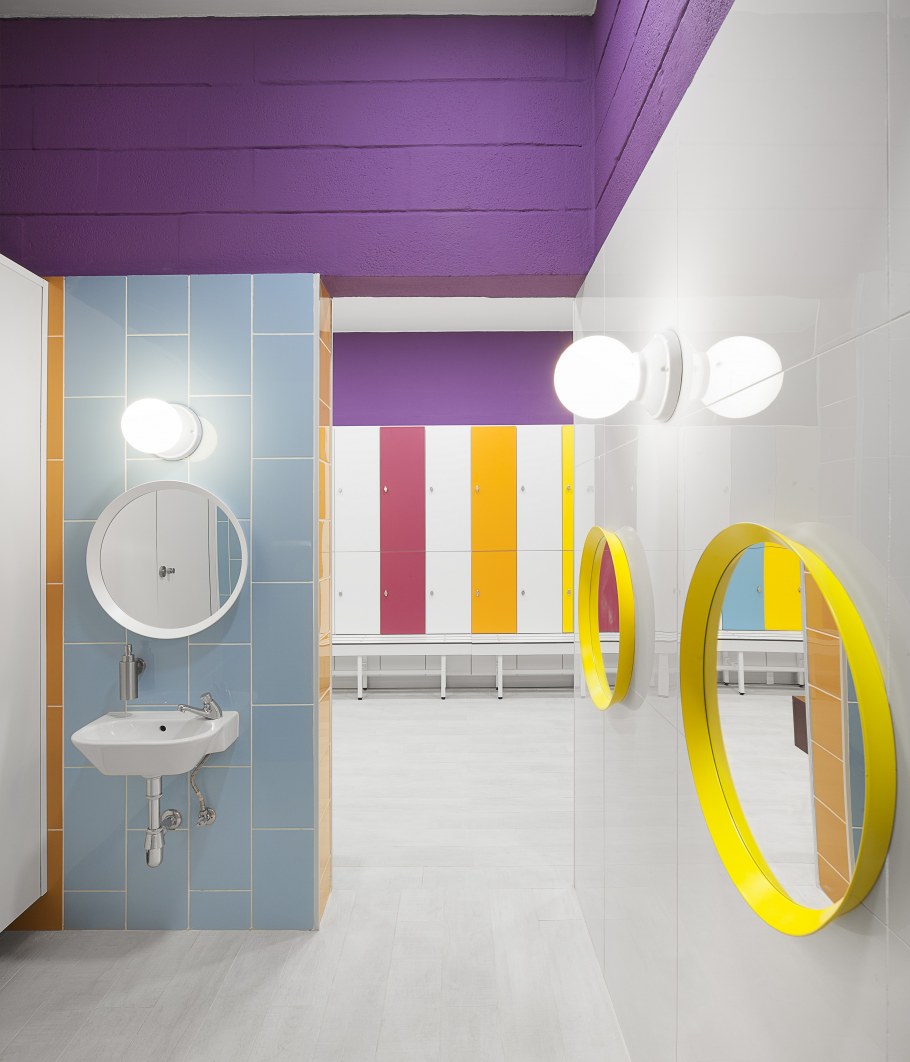 Туалетная комната в кафе