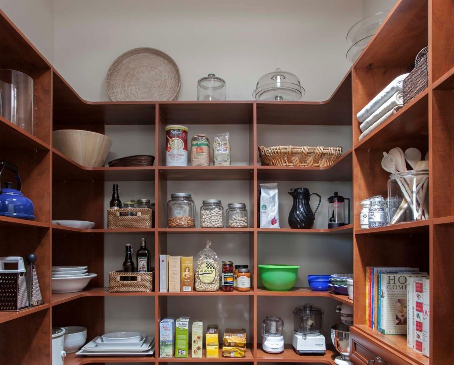 Хозяйственный шкаф икеа