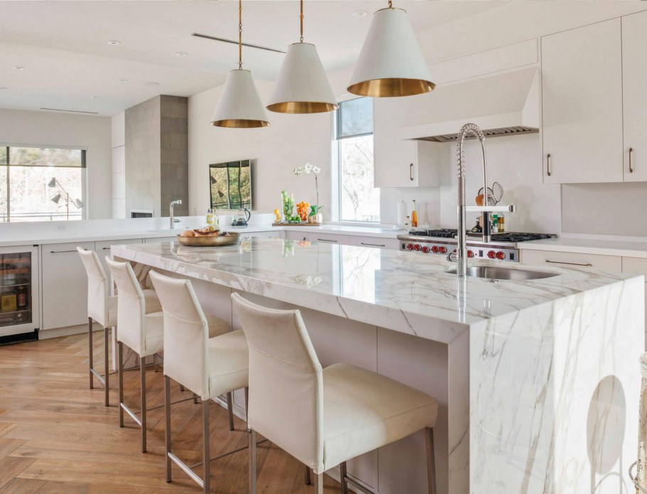 Кухонный остров из керамогранита