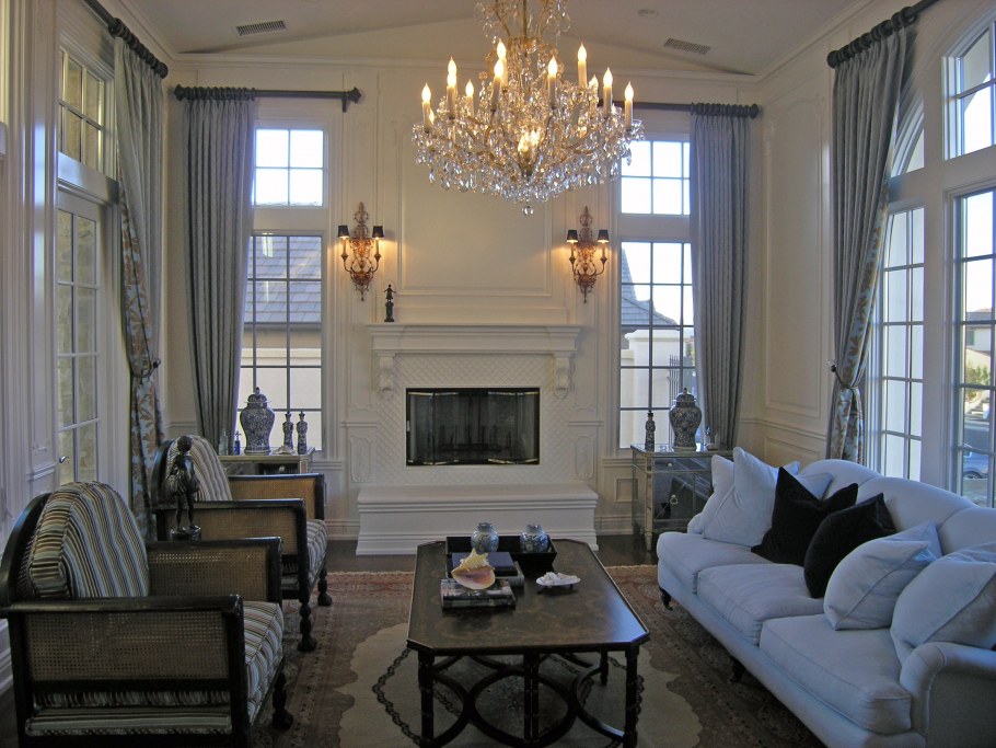 Люстра PH Artichoke designed by Poul Henningsen in 1958