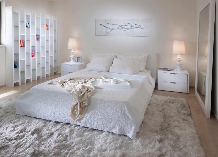 Спальня в фисташковых тонах