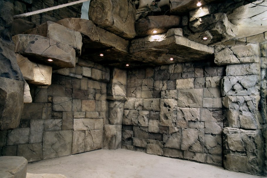 Декоративная скала из бетона