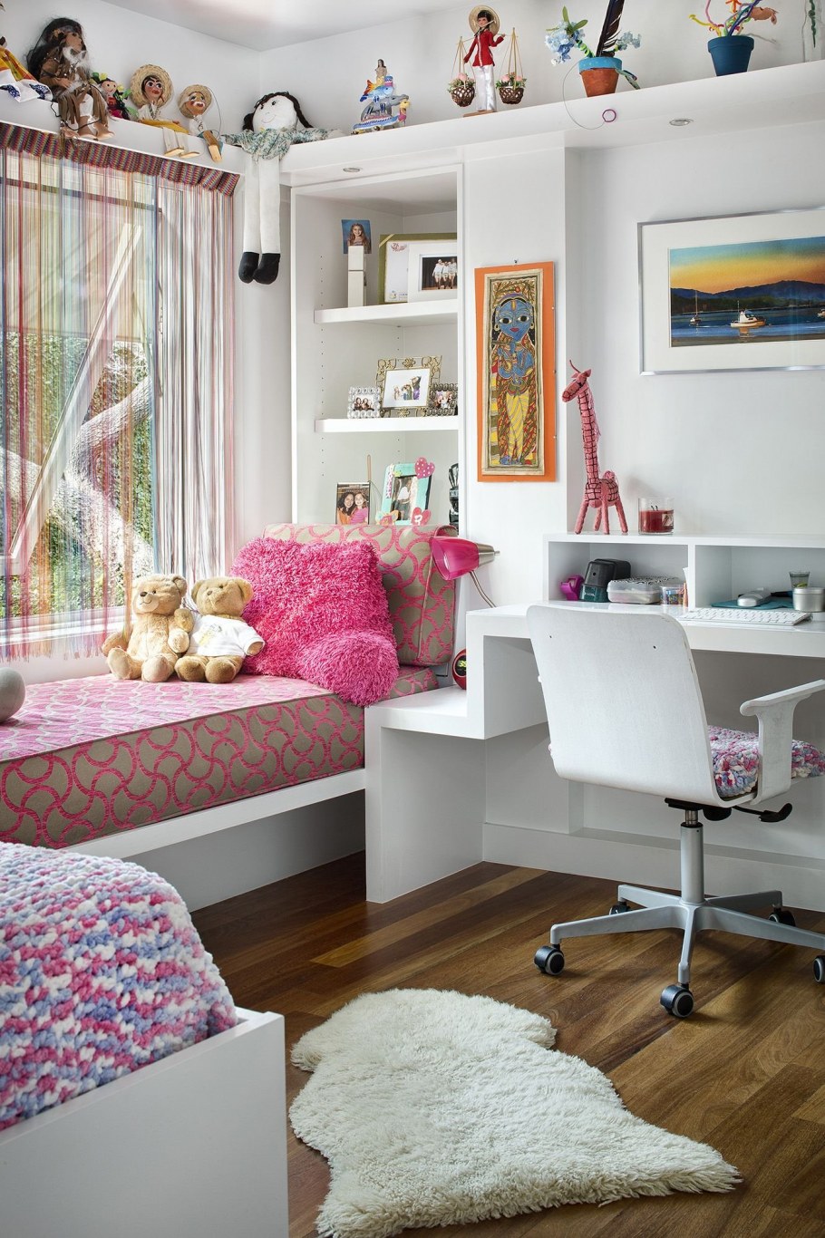 Комната школьника для девочки
