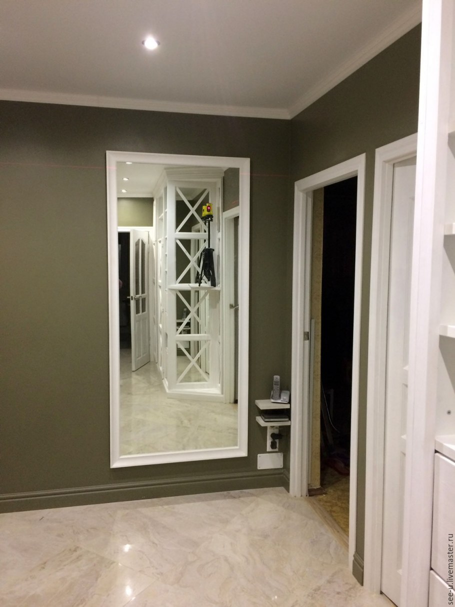 Большие зеркала в прихожую