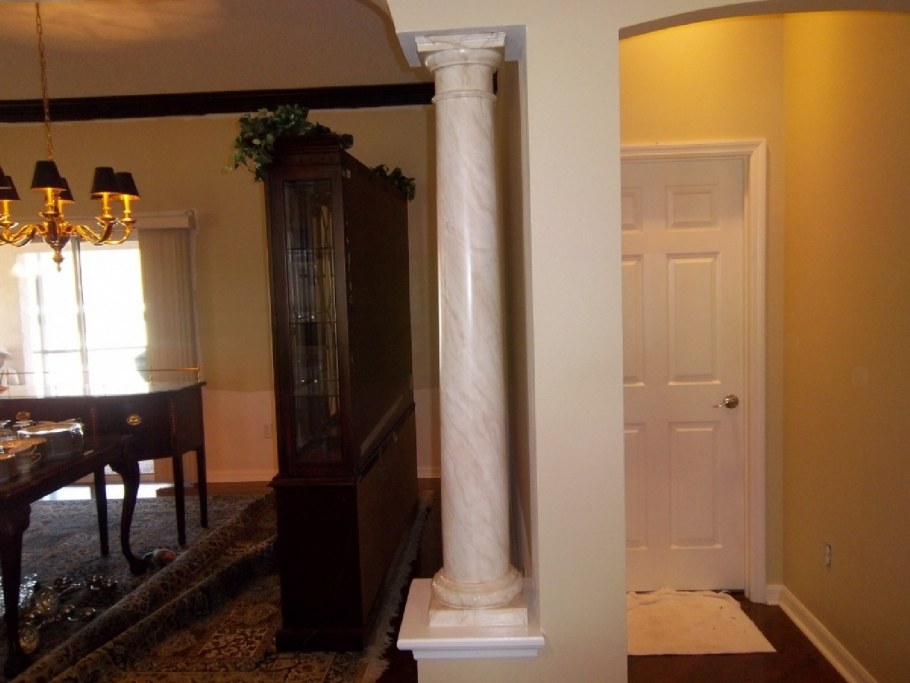 Колонны в интерьере