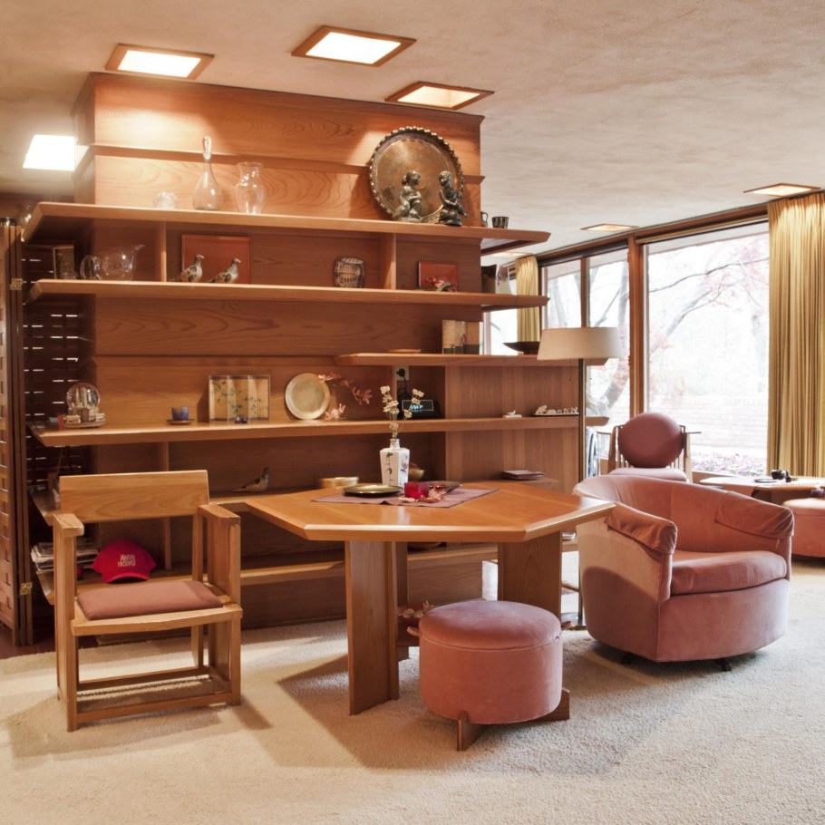 Фрэнк Ллойд Райт камин