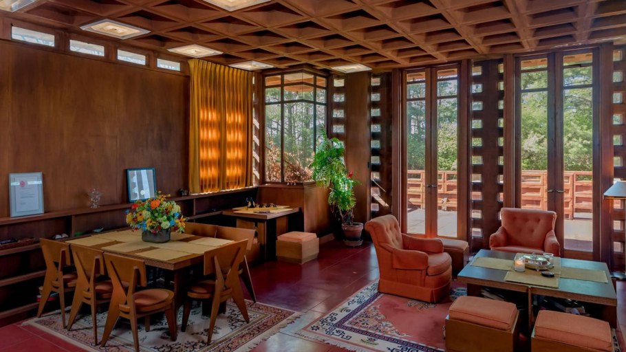 Фрэнк Ллойд Райт холлихок Хаус