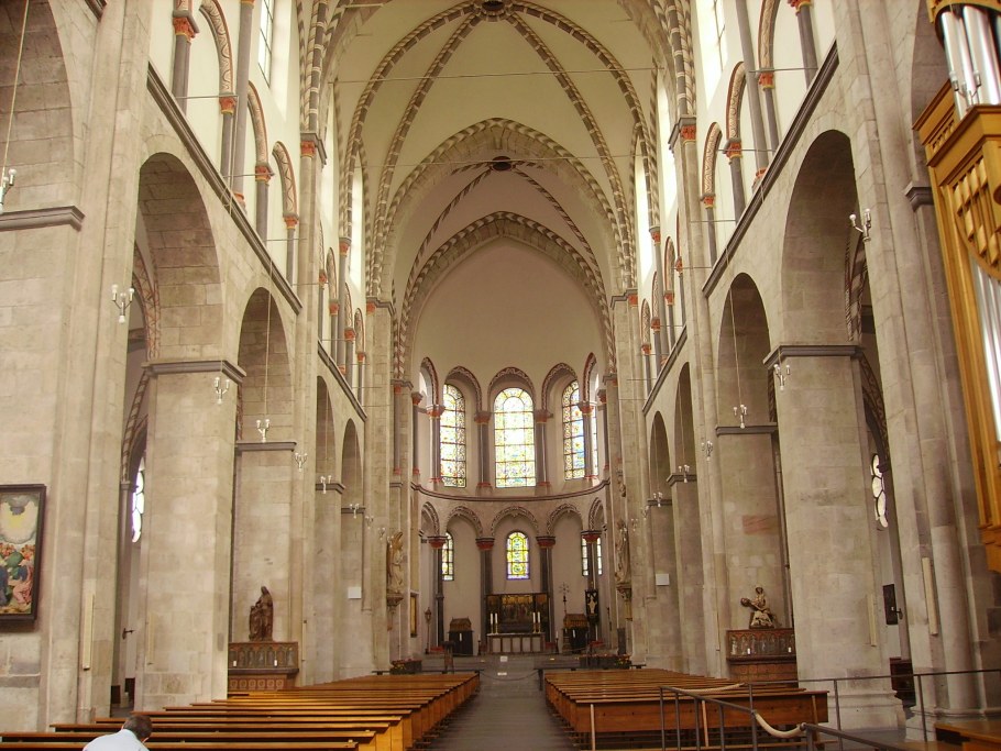 Церковь Санкт Апостельн в Кельне