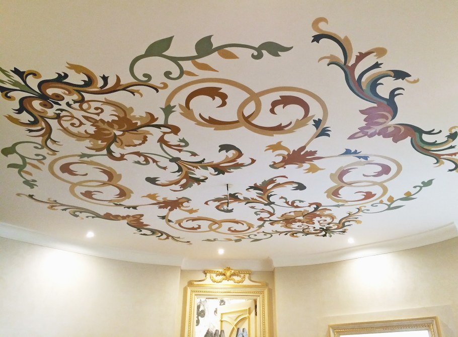 Натяжные потолки с рисунком