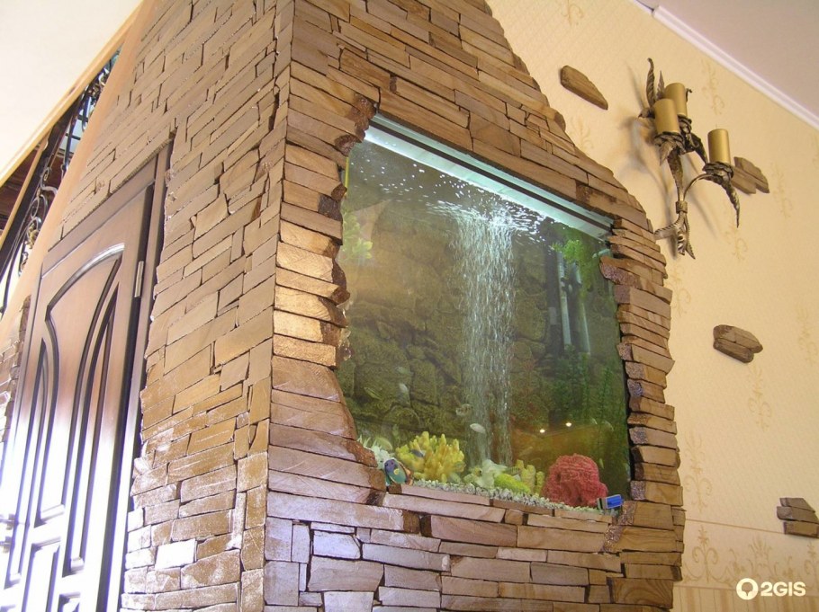 Отделка зеркала декоративным камнем