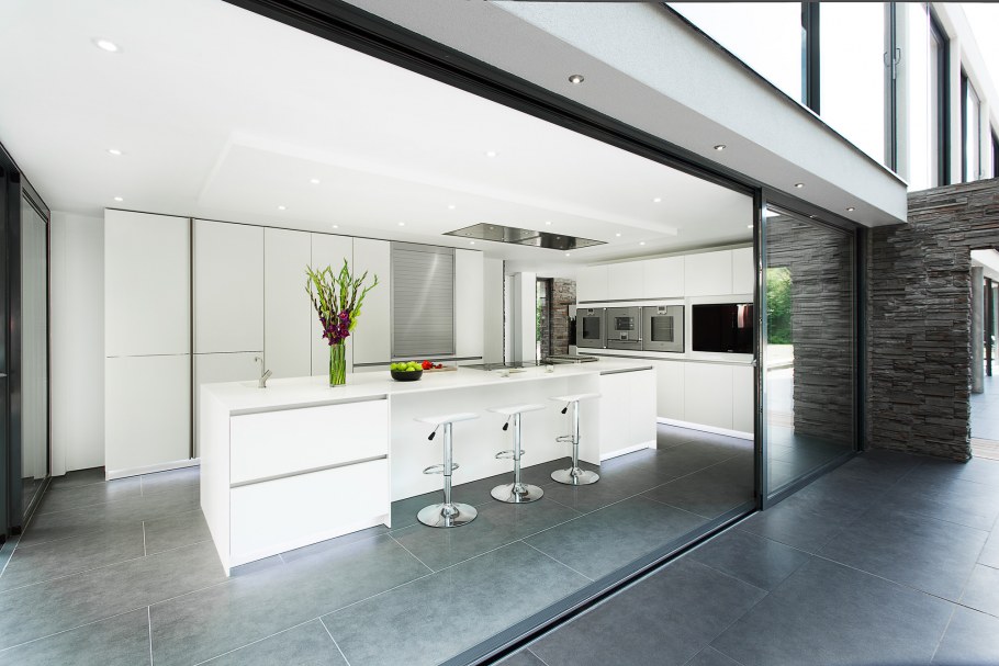 Помещение в стиле «хайтек»