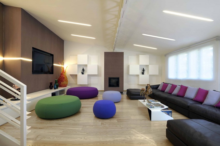 Большая комната