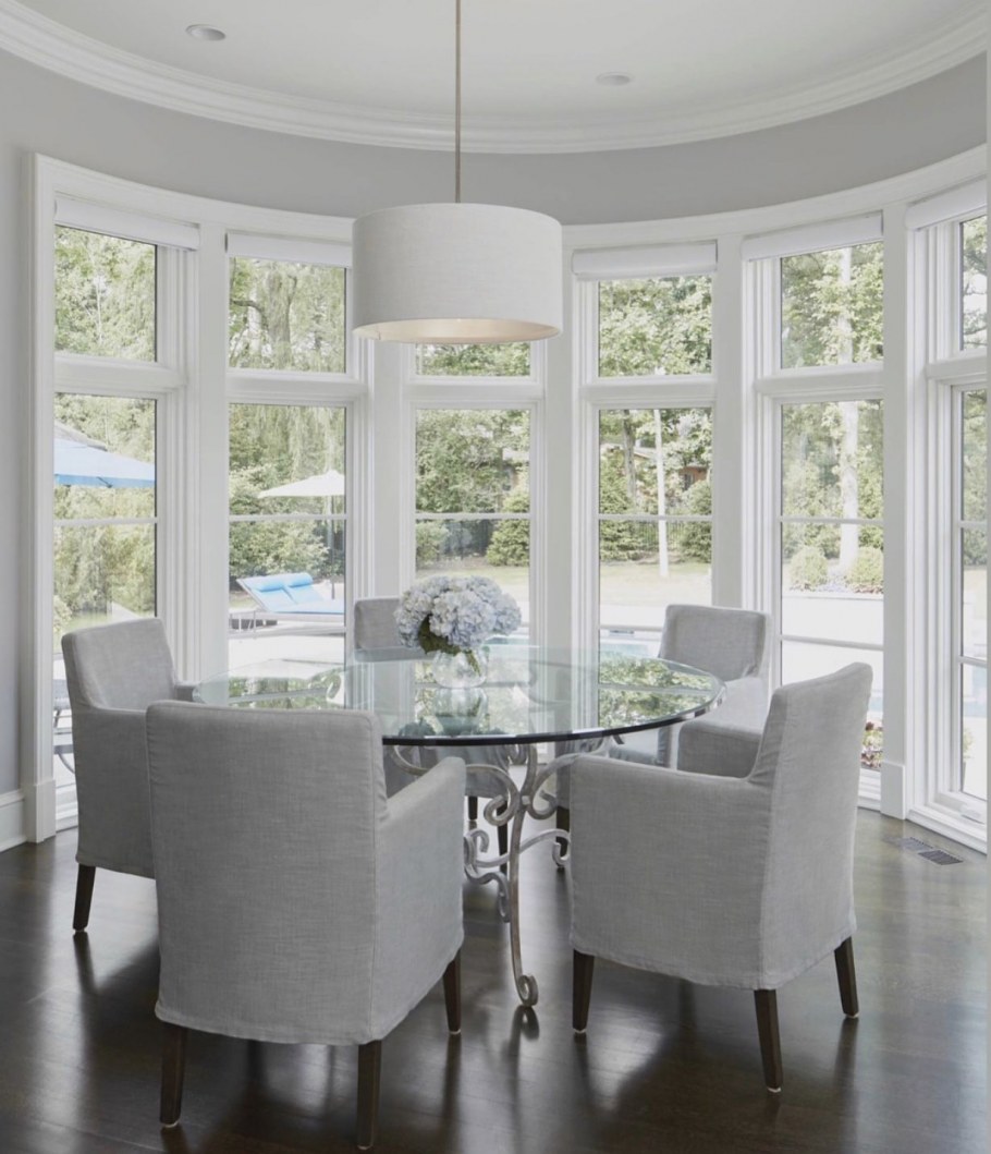 Окна в эркере снаружи