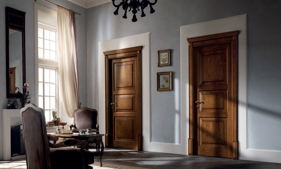 Белые двери в интерьере квартиры