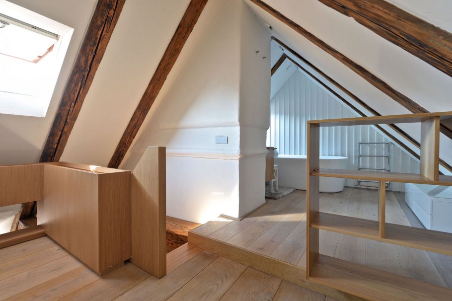 Планировка мансарды с двускатной крышей проекты