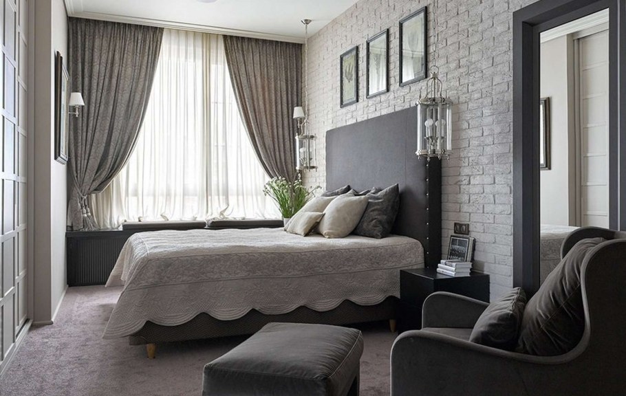 Серые шторы в интерьере спальни