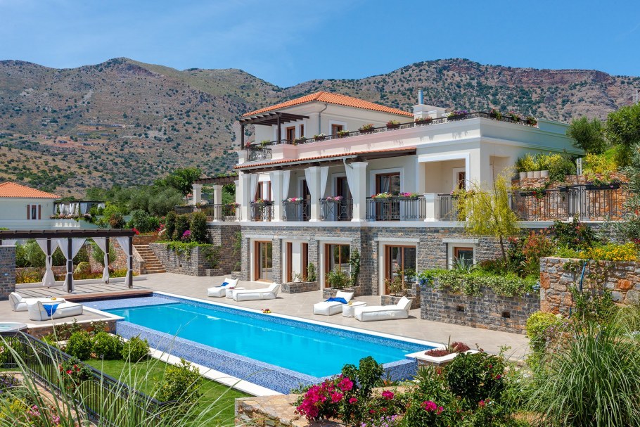 Вилла у Средиземного моря Италия