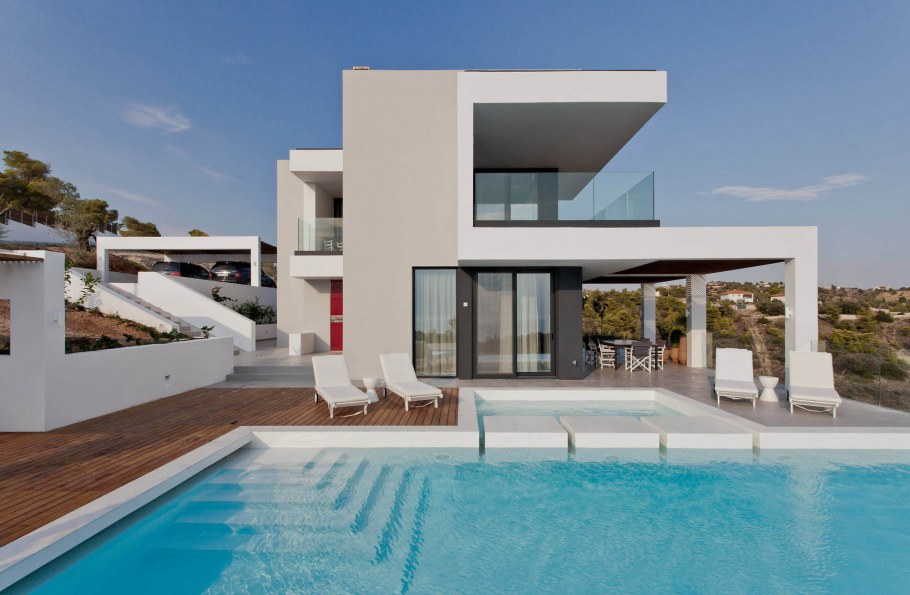 Вилла на берегу Средиземного моря Италии