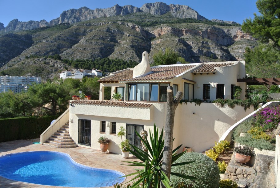 Вилла у Средиземного моря Италия