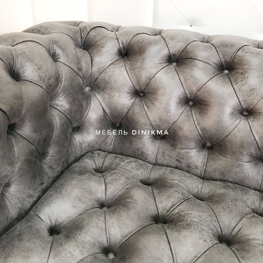 Диван Честер с каретной стяжкой