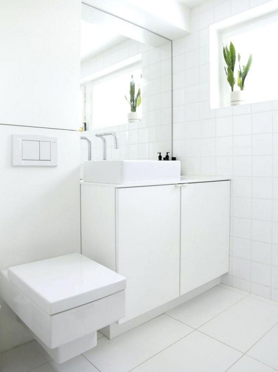 Ванная в белом цвете
