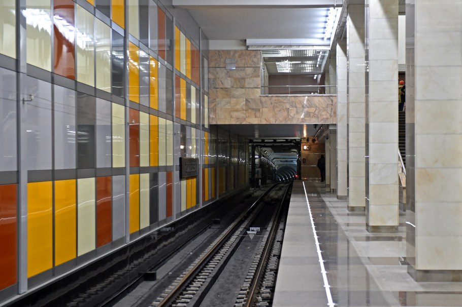 Метро Саларьево эскалатор