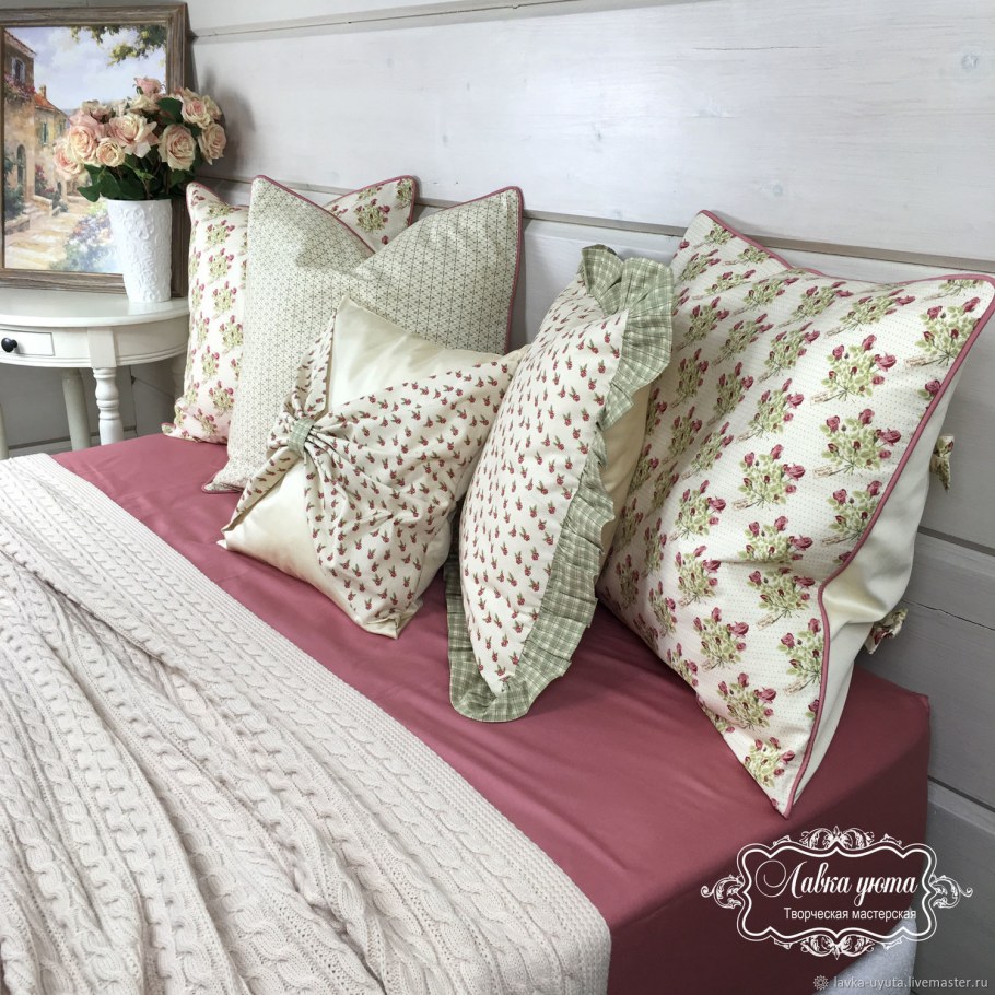Декоративные подушки в стиле Кантри
