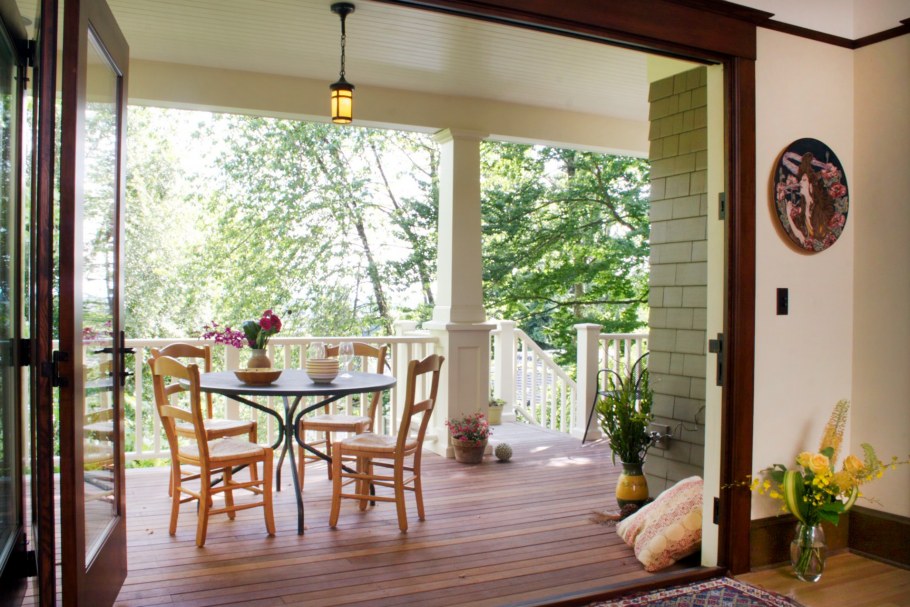 Окна на летнюю веранду