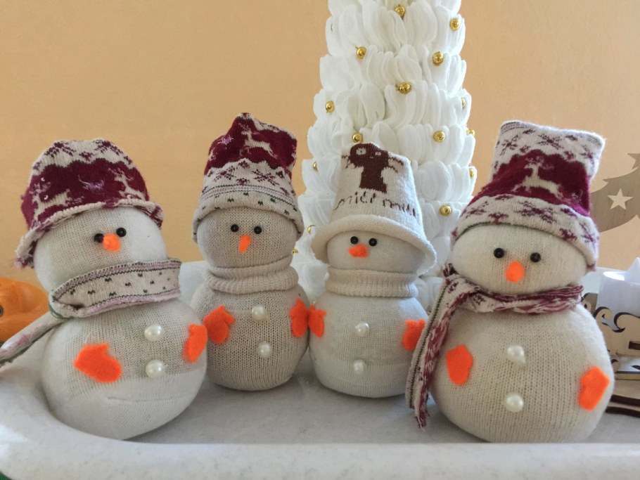 Новогодняя композиция из веток